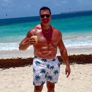 Meet your Posher, Chad